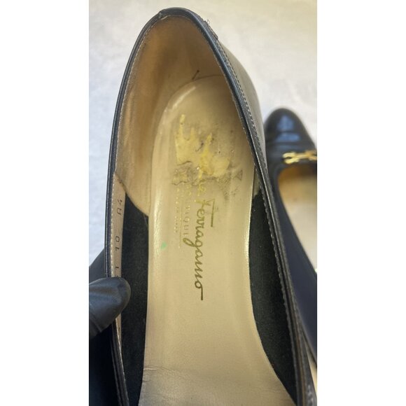 Pair of Salvatore Ferragamo Women's Pump Heels Black Patent Leather Size 10 4A - Picture 8 of 16